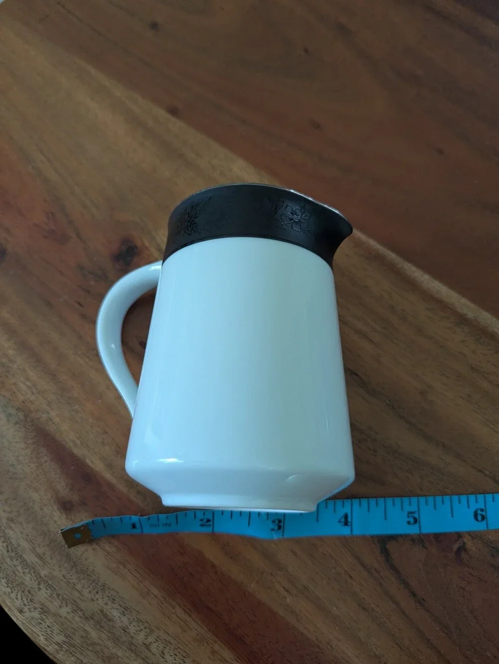 Noritake Sharon #6883 Creamer Raised Flowers on Black Band Handled Pourer